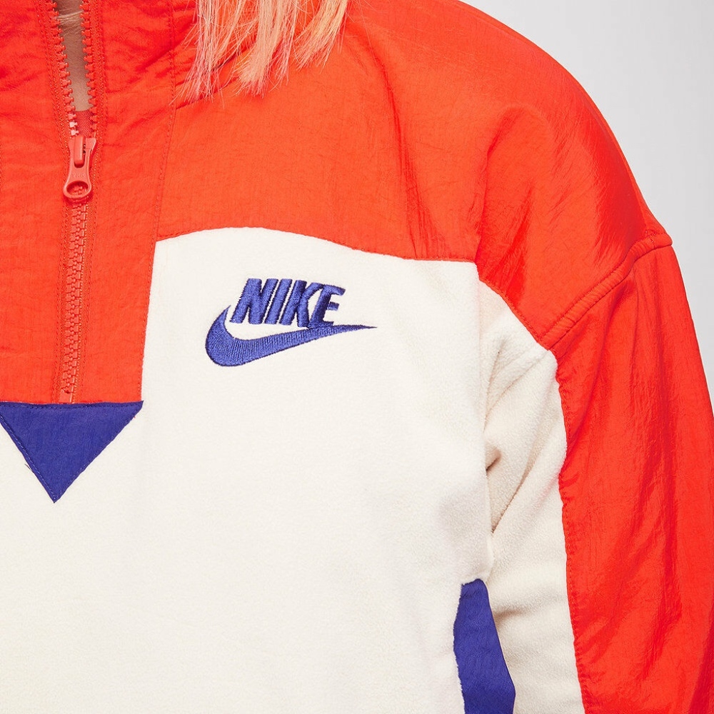 Nike NWT Sportswear Women’s Half-Zip Top